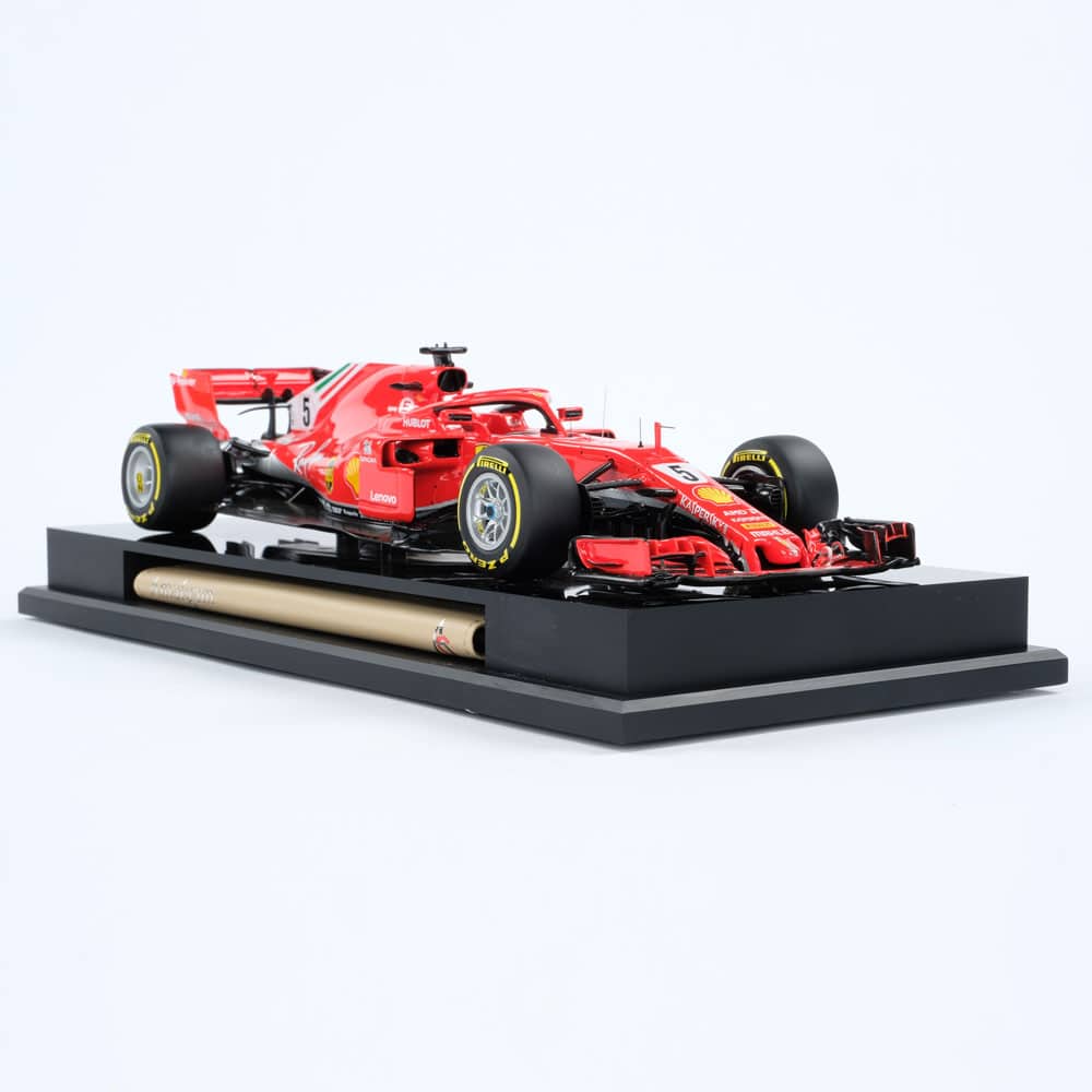 Miniature F1 Ferrari SF18H Sebastian Vettel 1/43e