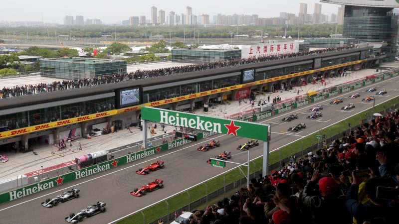 Start-of-the-2019-Chinese-Grand-Prix