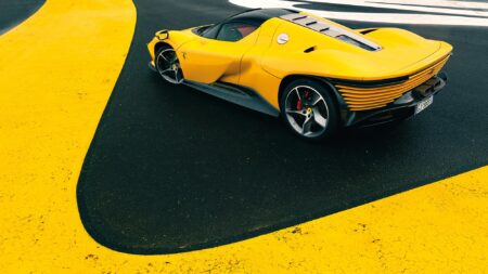 Driving the spectacular Ferrari Daytona SP3