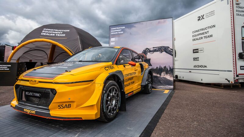 Photo-of-the-COnstruction-Equipment-Dealer-Team-World-Rally-Cross-car