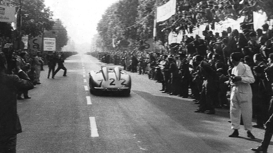 Stirling Moss MILLE MIGLIA start -