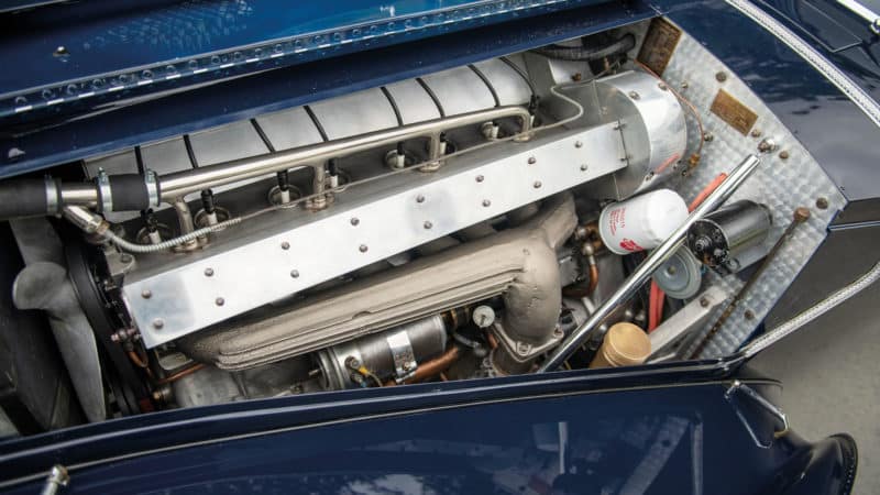 Straight-eight engine of Bugatti Type 57SC Recreation