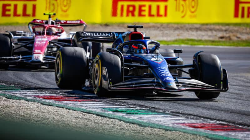2-Williams-driver-Nyck-de-Vries-at-the-2022-Italian-GP-at-Monza