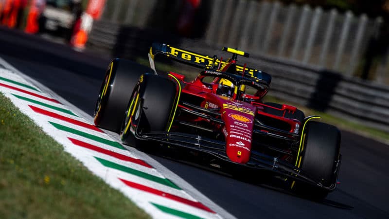 Ferrari-F1-driver-Carlos-Sainz-at-the-2022-Italian-GP-at-Monza