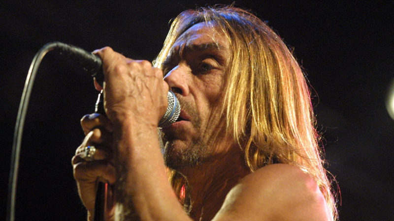 Iggy-and-The-Stooges-singer-Iggy-Pop-at-the-2013-Bol-d'Or