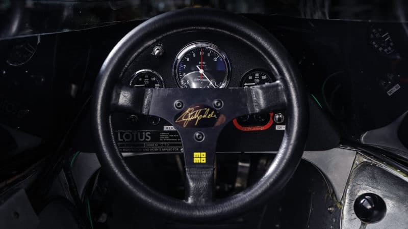Lotus-72-cockpit