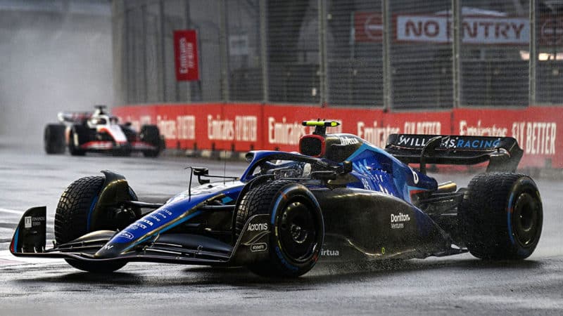 Williams-F1-driver-Nicholas-Latifi-at-the-2022-SIngapore-GP