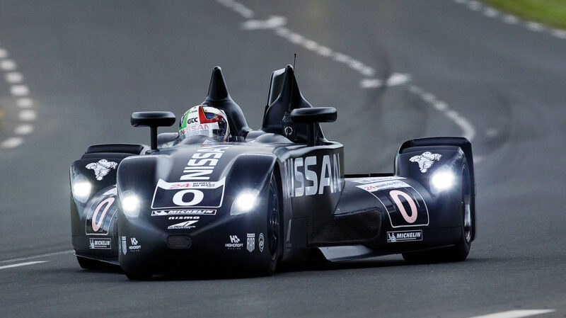 2012 Deltawing on track