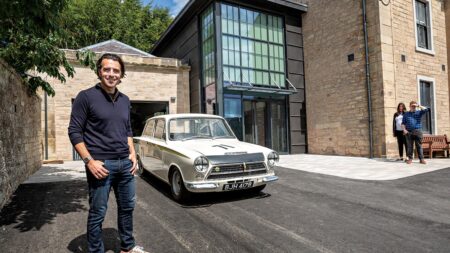 Cortina comes home