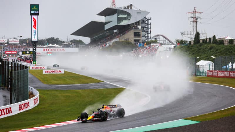 Max Verstappen leads at the start of the 2022 Japanese Grand Prix