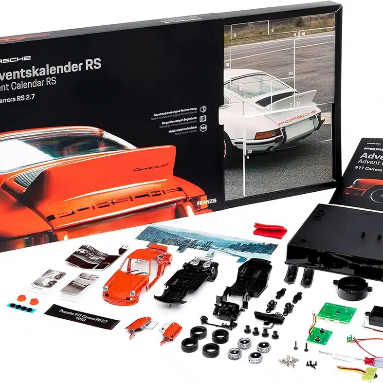 Porsche 911 RS advent calendar parts