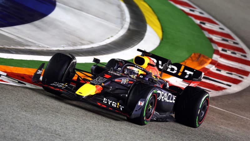 Red-Bull-F1-driver-Max-Verstappen-at-the-2022-Singapore-GP