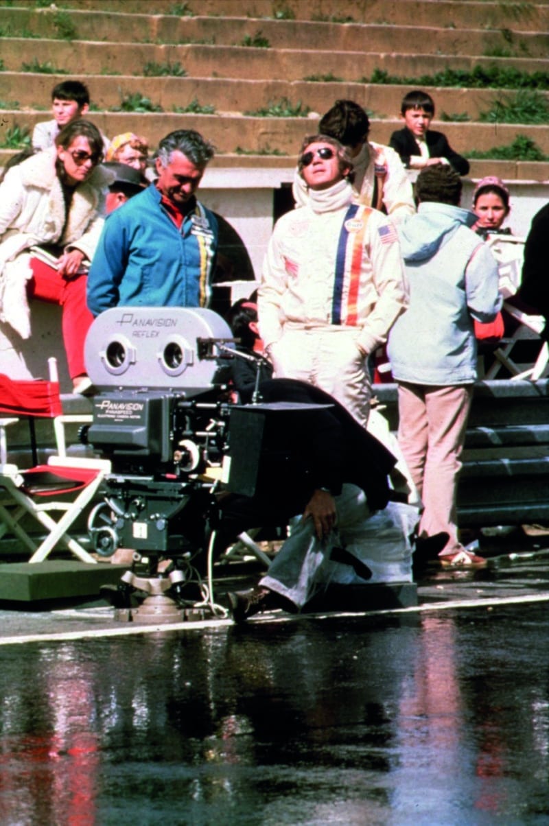 Steve-MCQueen-looks-up-to-the-sky-during-filming-of-Le-Mans