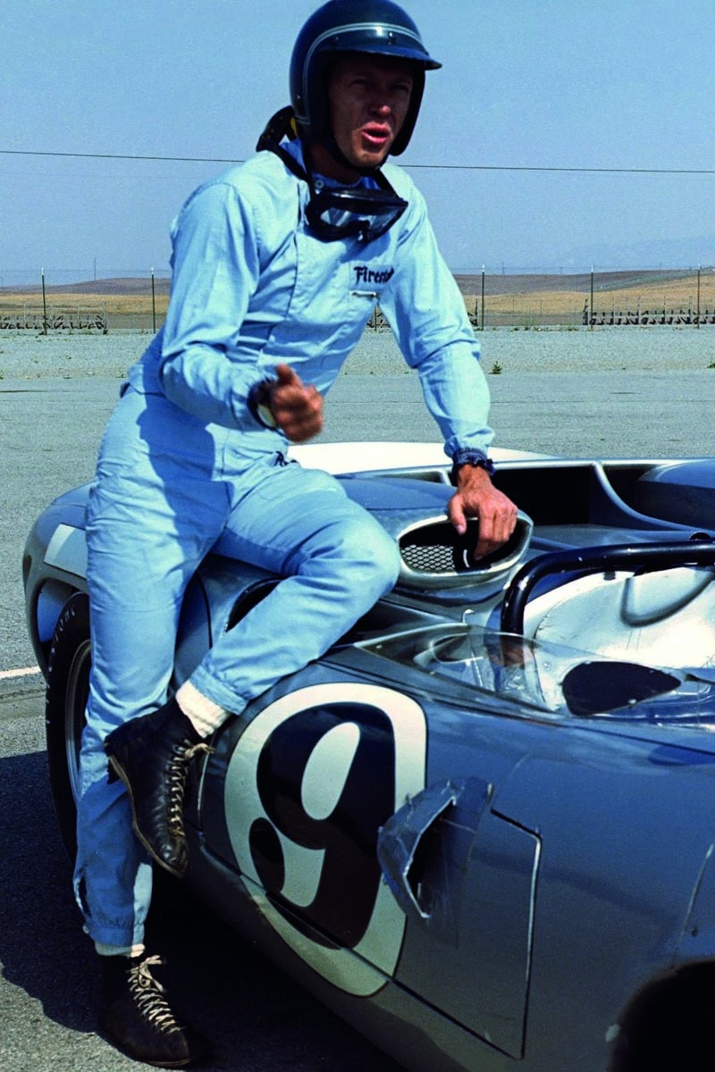 teve-McQueen-Le-Mans-publicity-photo