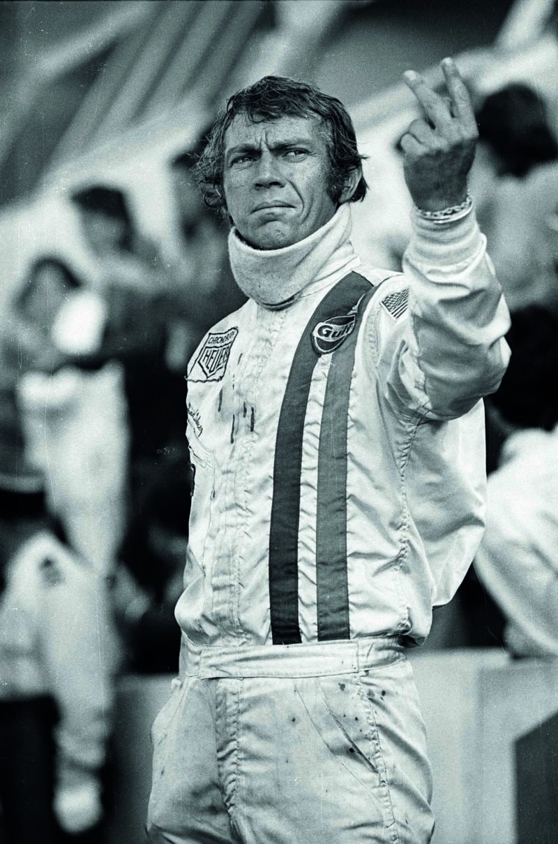 Steve McQueen flicks v sign in Le Mans film