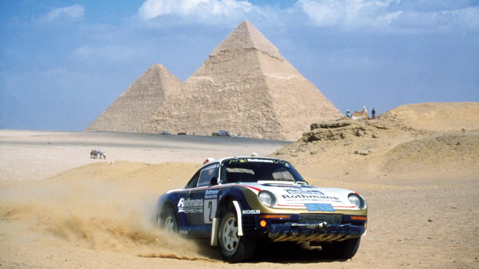 Porsche 959 in Egypt