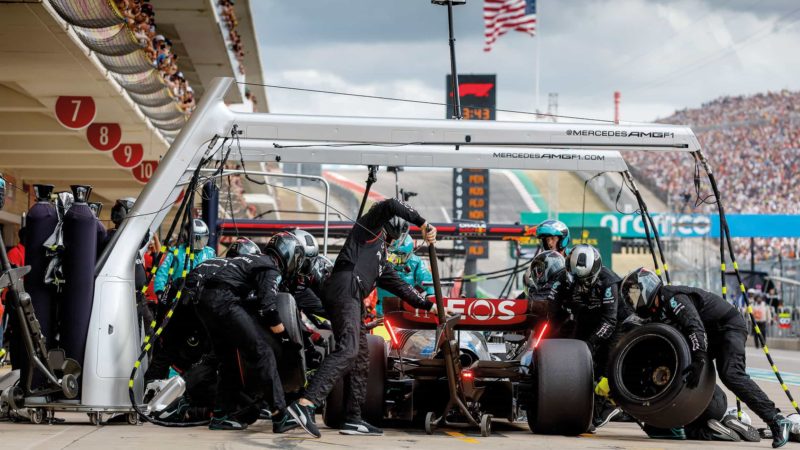 Mercedes Pit Stop George Russell
