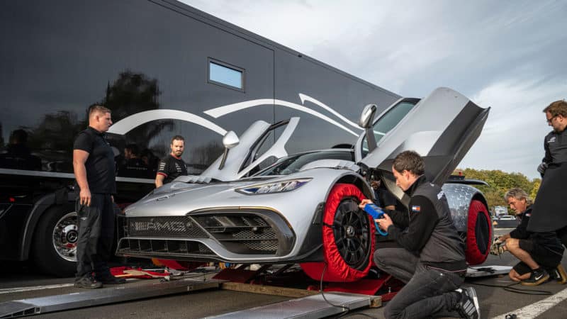 Tyre warmers on Mercedes AMG One