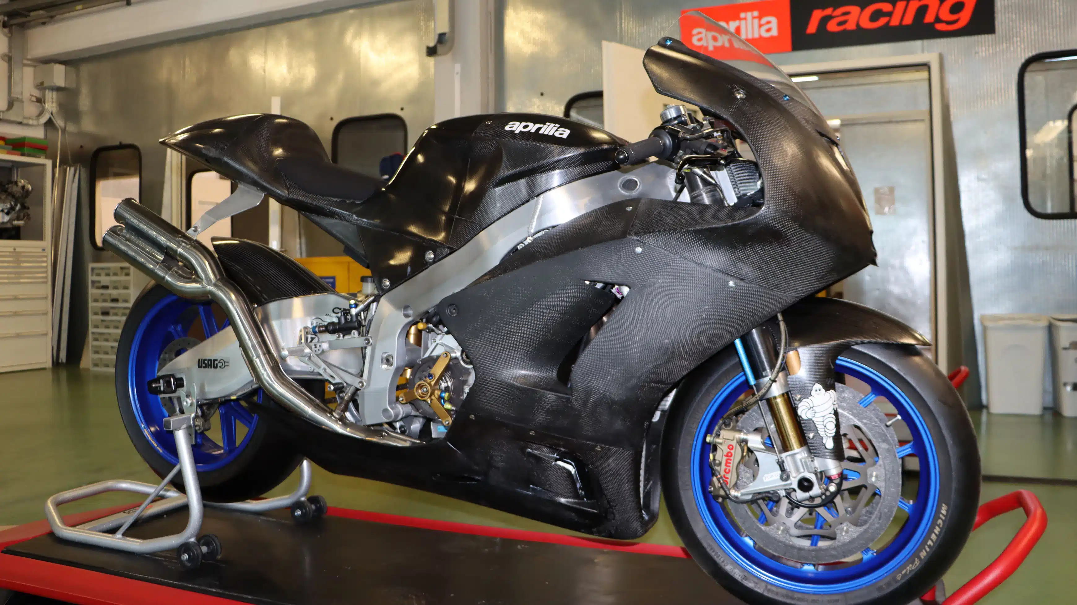 Aprilia MotoGP 2023:the engines are revving up