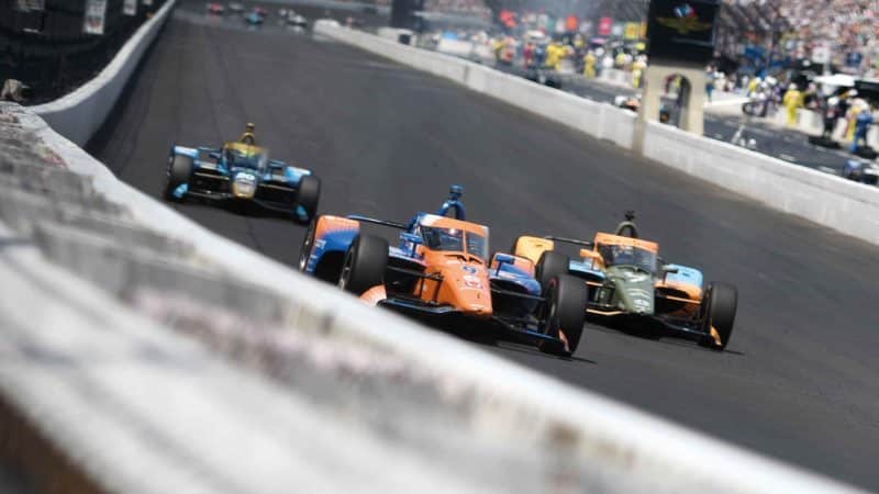 Scott Dixon leads the Indy 500