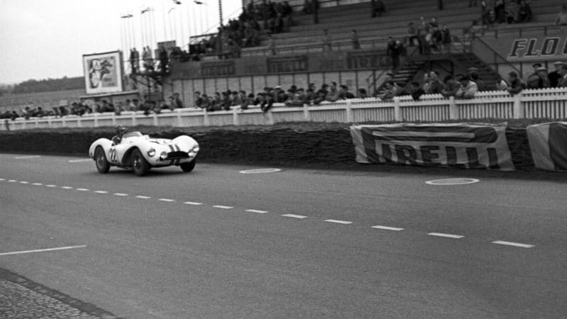 Carroll Shelby in Aston Martin DB3S at Le Mans in 1954