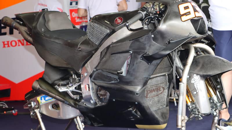 Black carbon Honda frame for Marc MArquez at 2023 MotoGP Sepang test