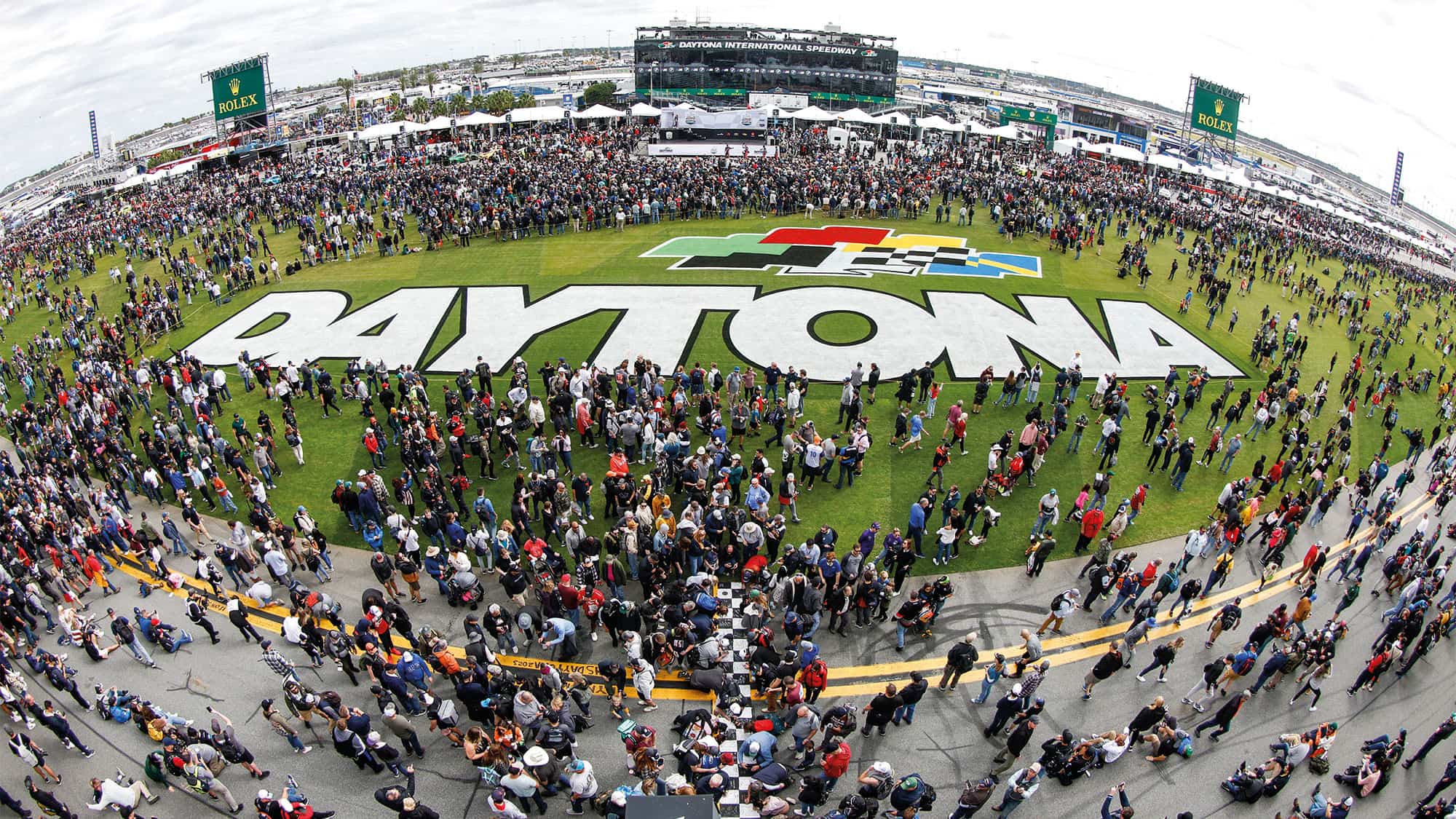 Crowd at 24 hour Daytona