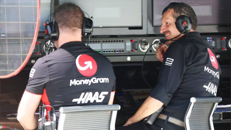 Guenther-Steiner-on-Haas-mini-pitwall-at-2023-Bahrain-testing