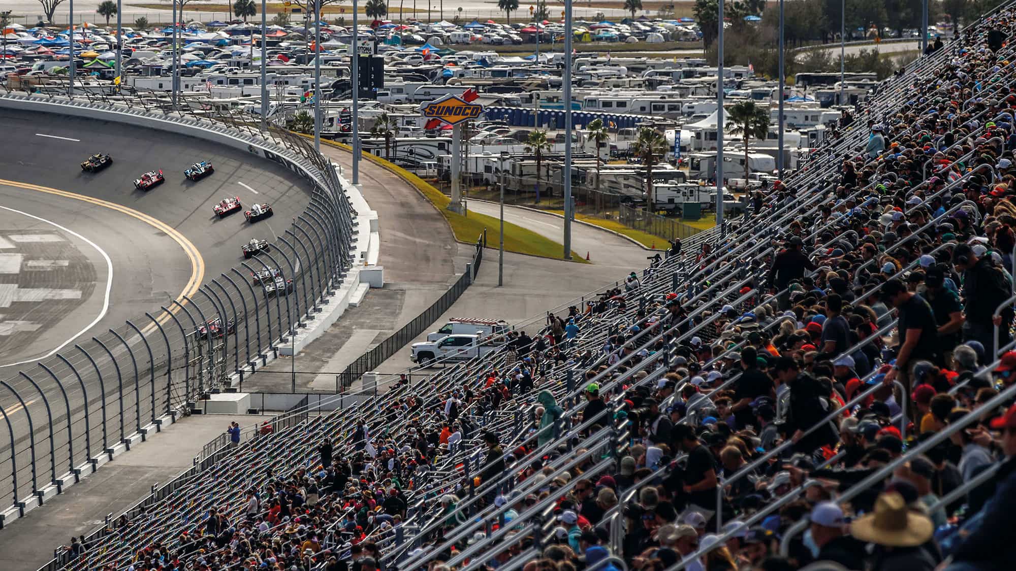 Porsche start of 24 hours Daytona