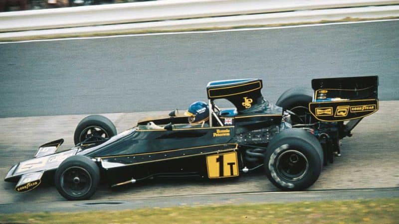 Ronnier Peterson in the Lotus 76