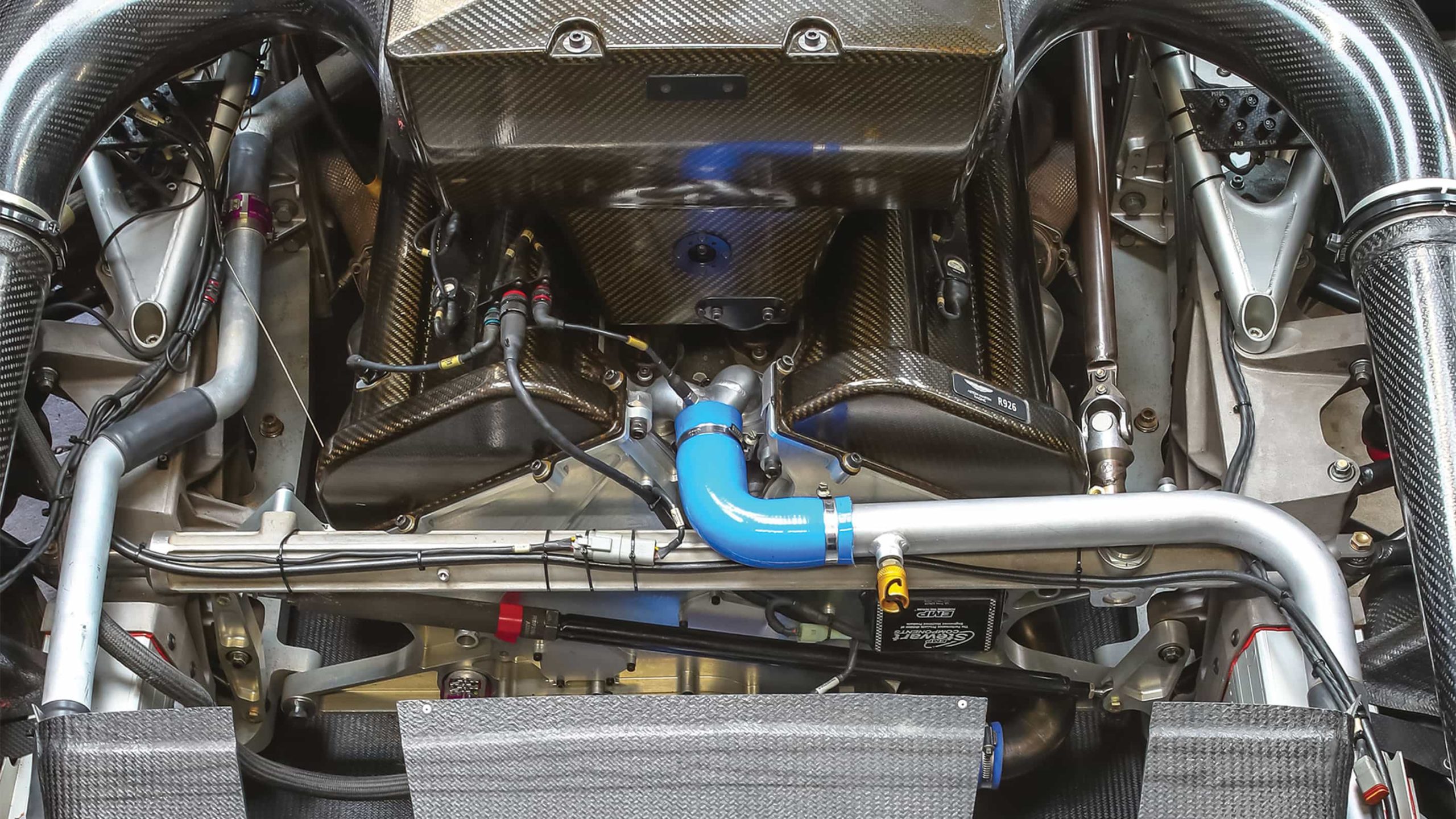 Aston Martin DBR9 Engine