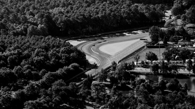 Birds eye view of the Mulsanne chicane