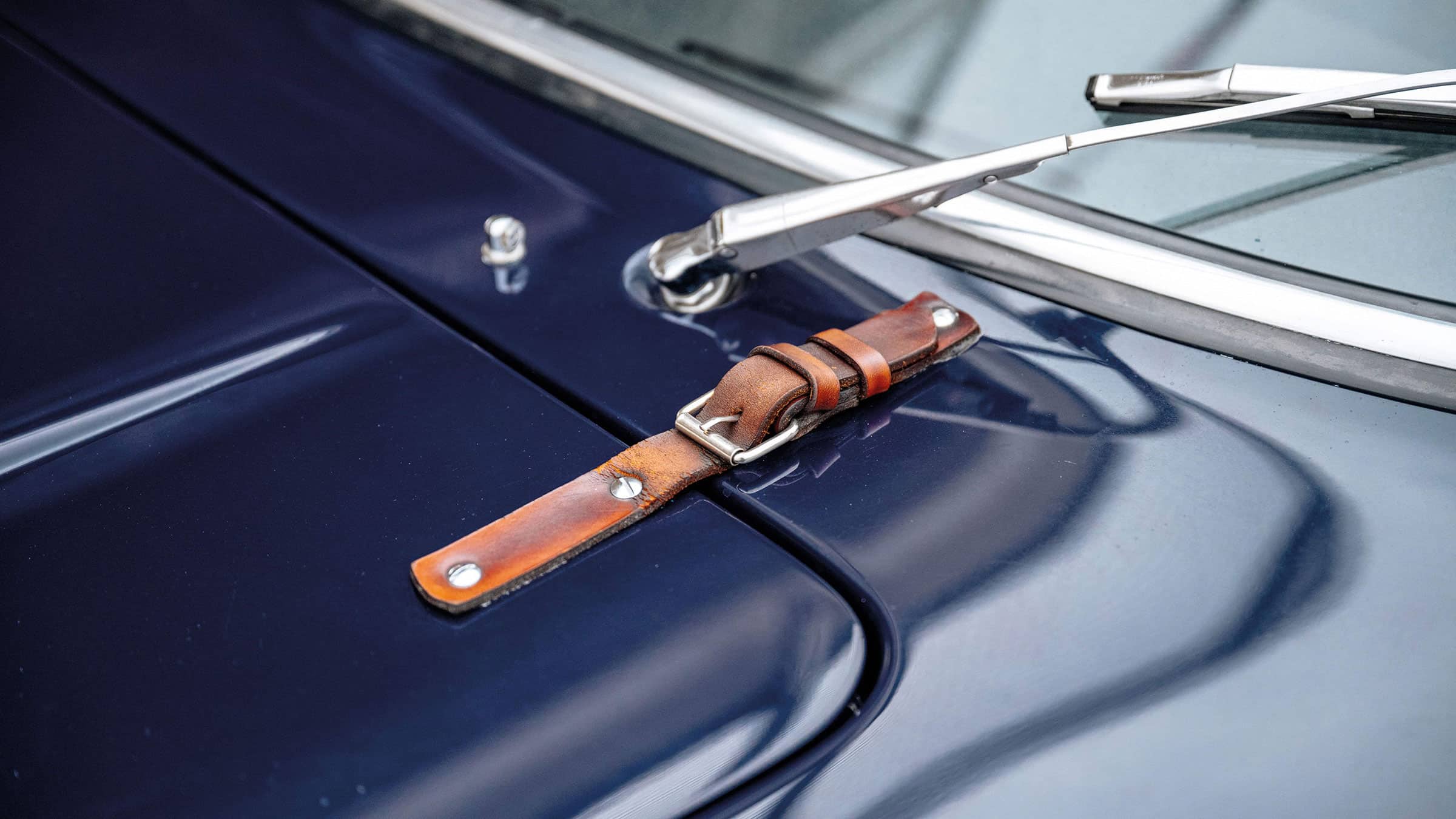Car boot strap on Ferrari 250 SWB