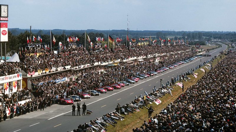 Le Mans grid lined up for the 1964 event