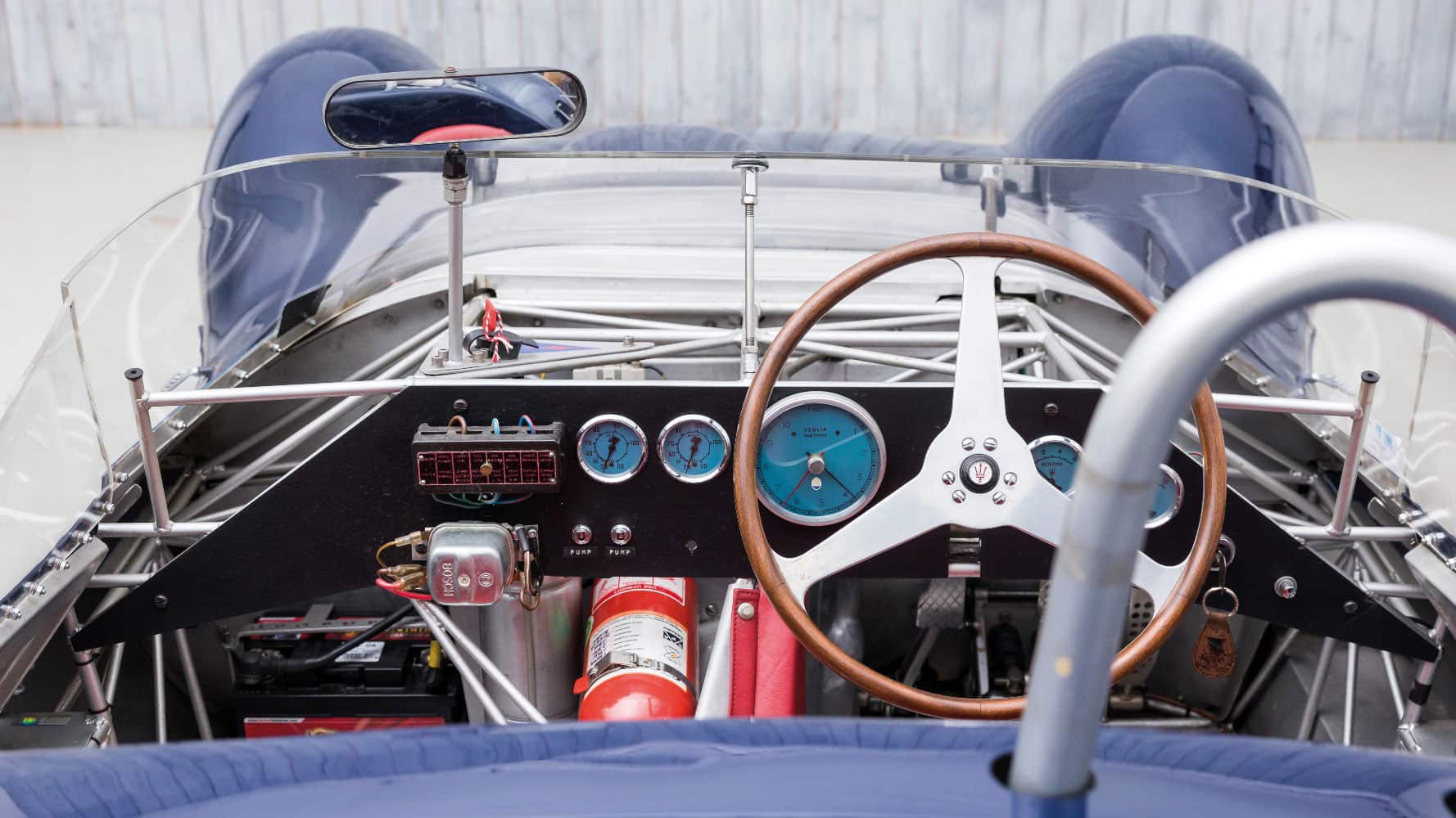 Maserati Tipo 60:61 interior