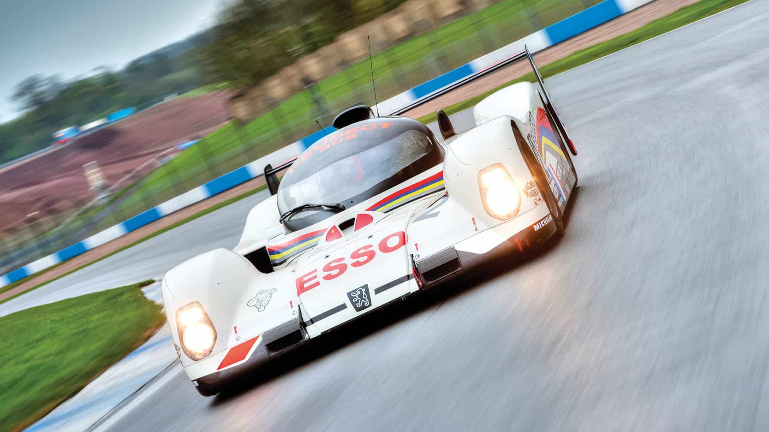 The Peugeot 905B on track