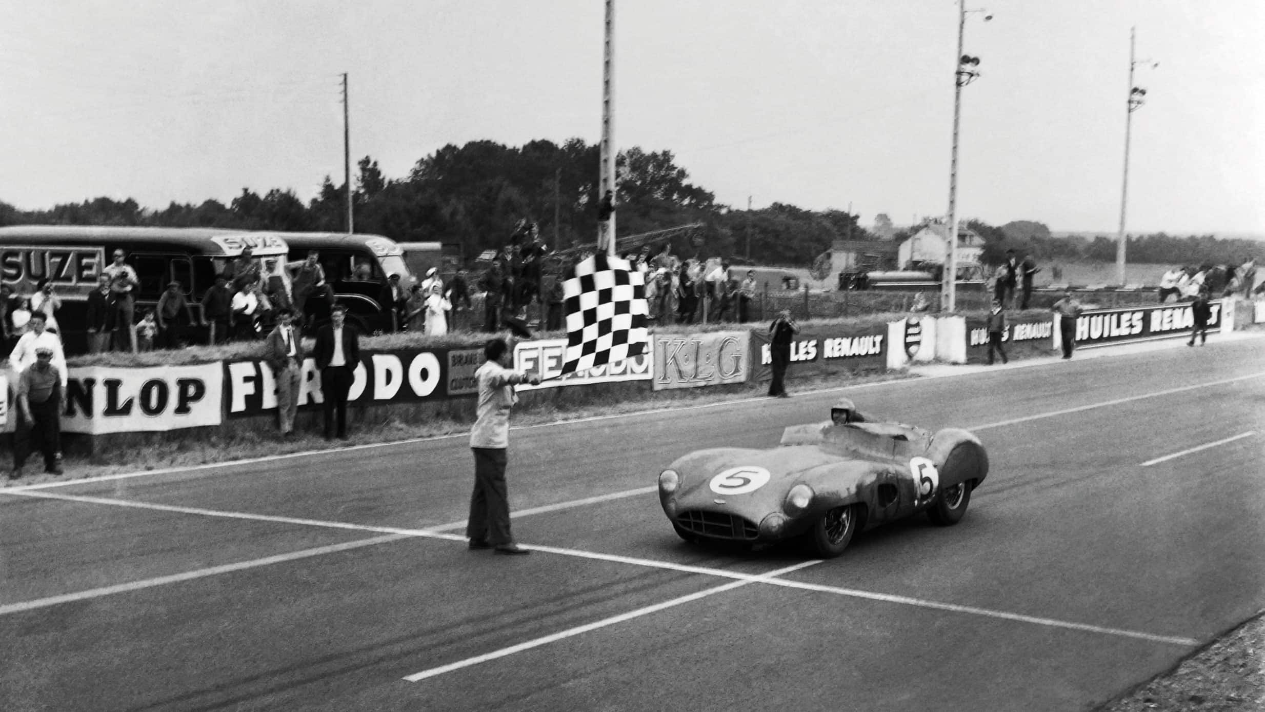 Aston Martin DBR1 crossing the line at Le Mans 1959