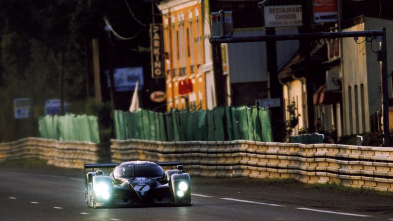 Bentley on track at Le Mans in 2003