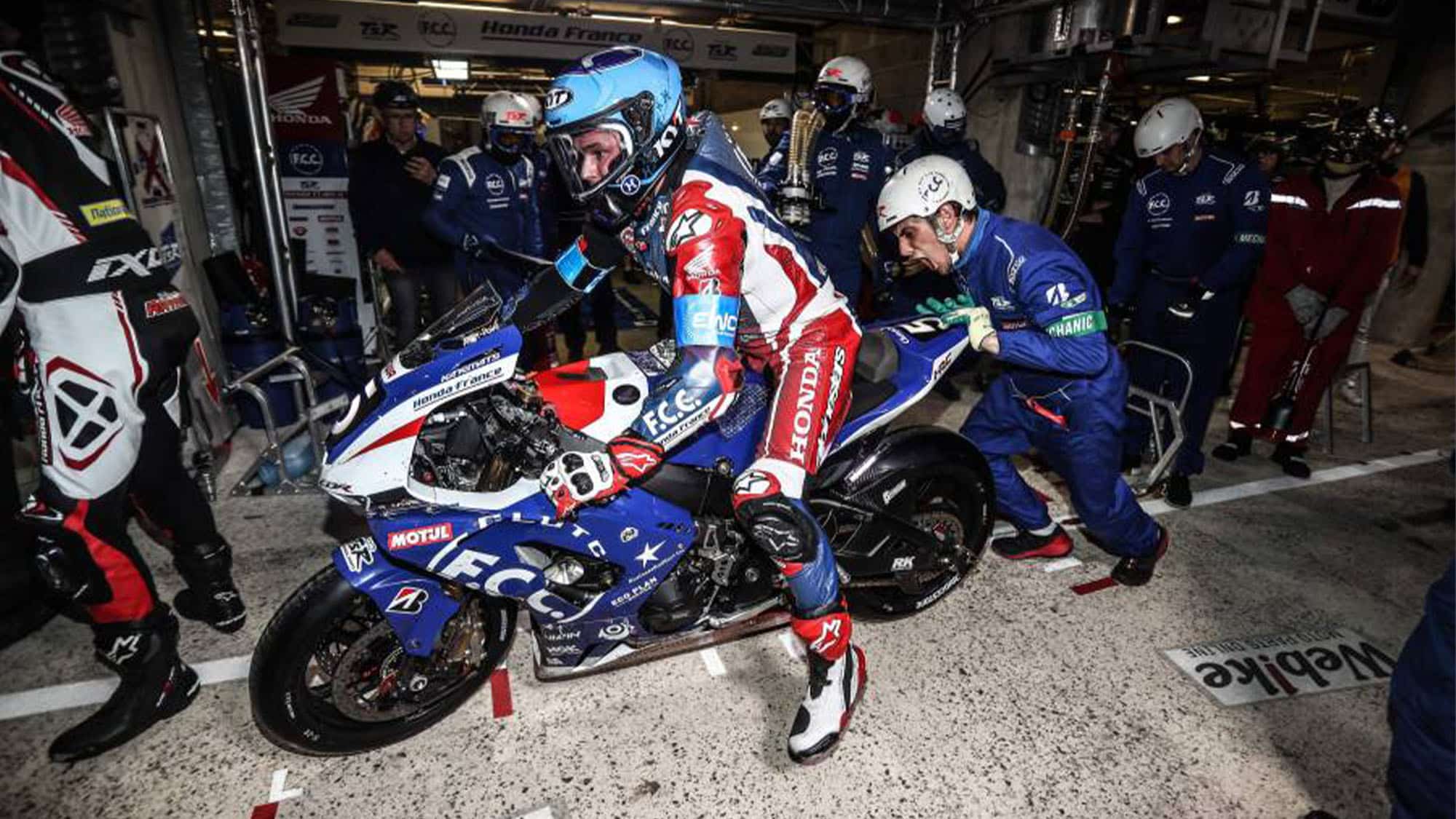 FCC Honda are the current EWC champions, using Bridgestones