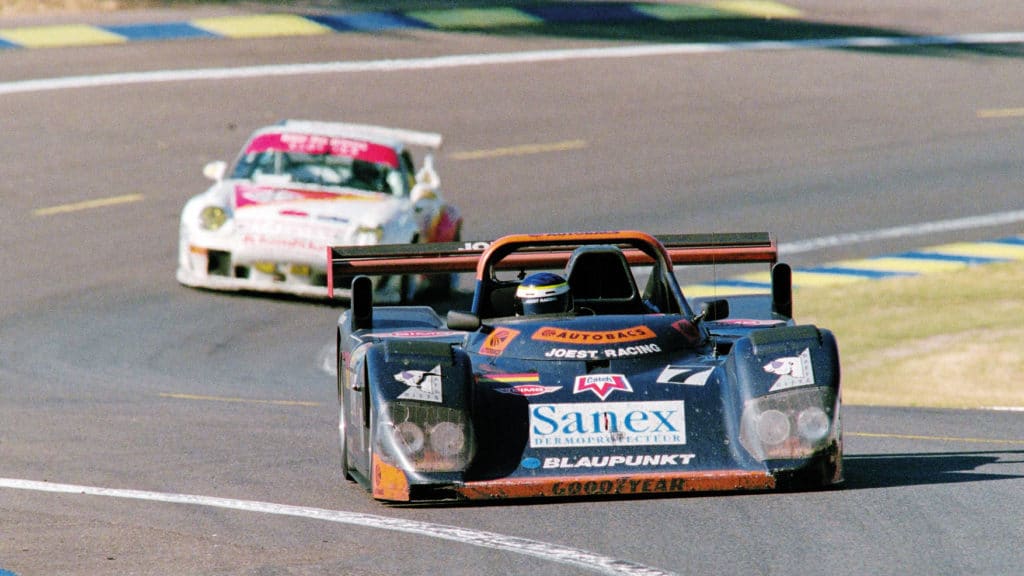 Joest leads the Porsche at Le Mans 1996