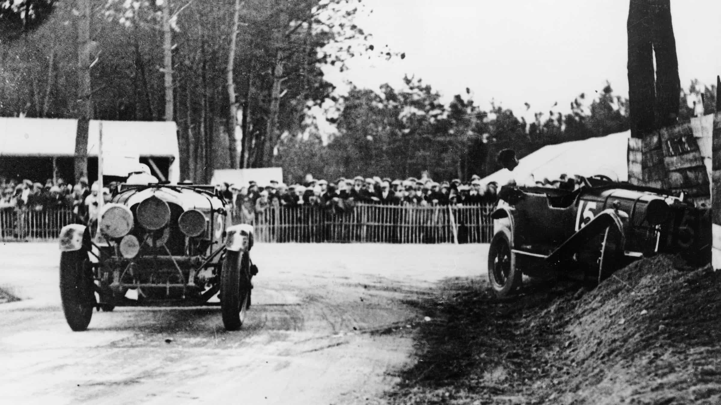 Lagonda 2-litre of Francis Samuelson and F King, crash in 1928