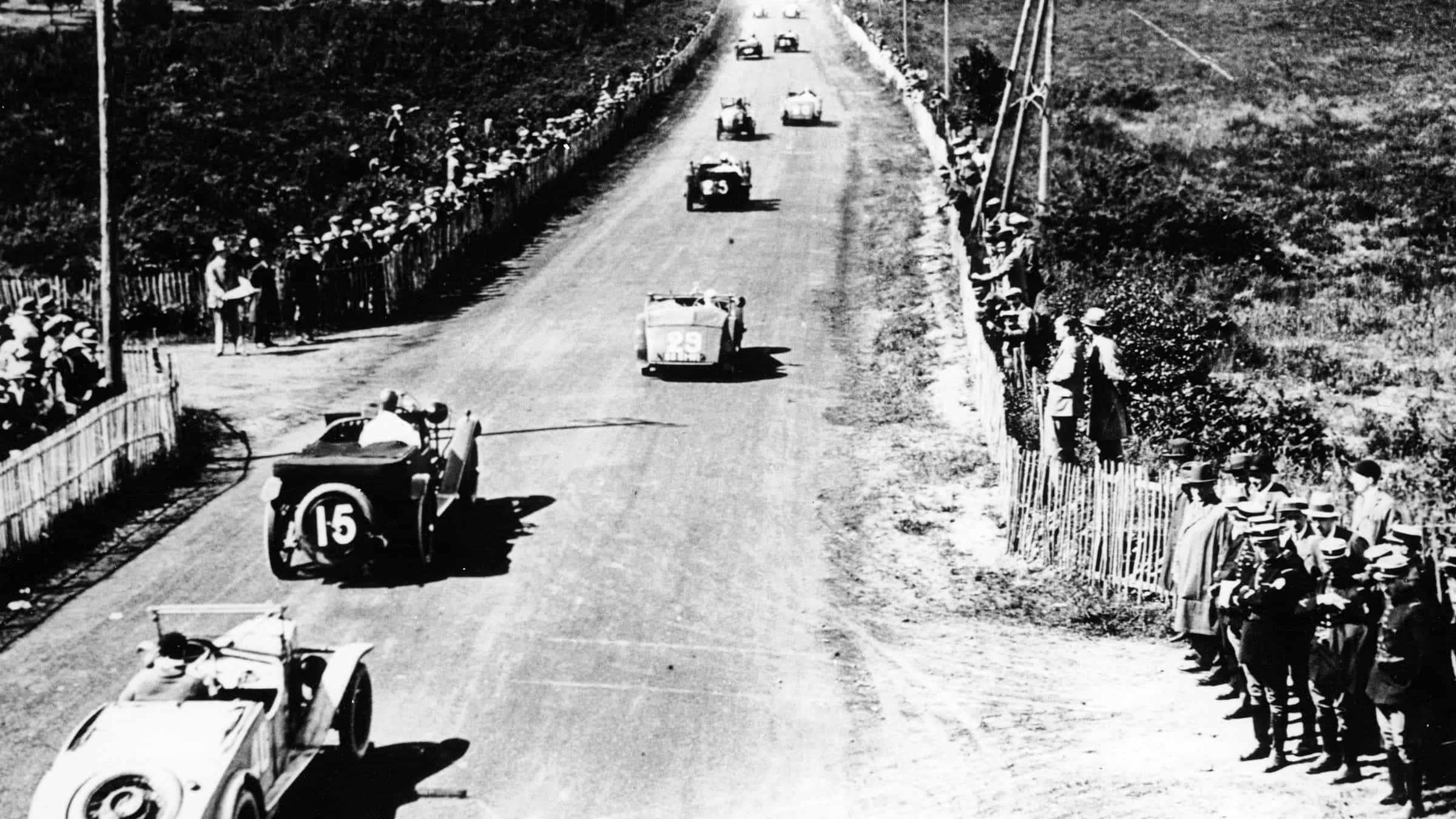 Le Mans race start in 1928