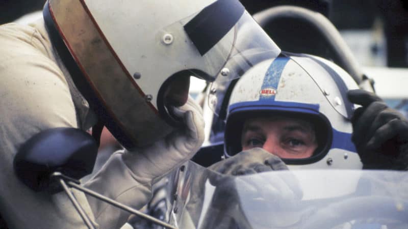 Mike Hailwood talks with Surtees