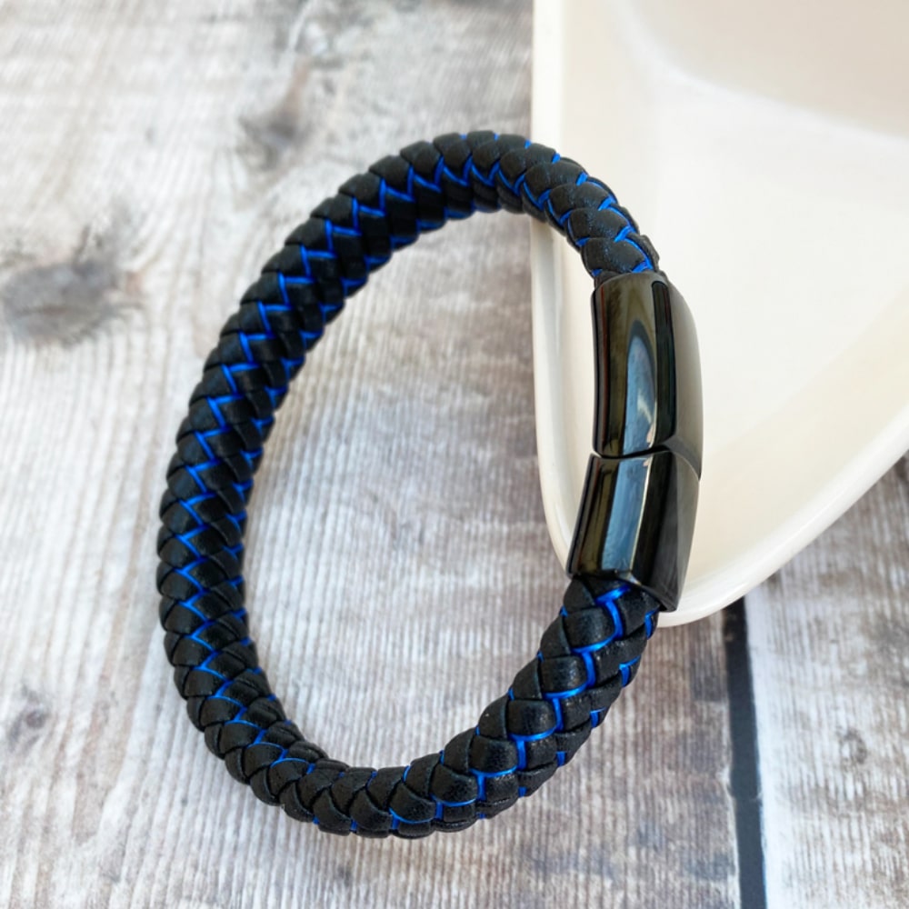 Tread Leather Bracelet Blue and Black - Motor Sport Magazine
