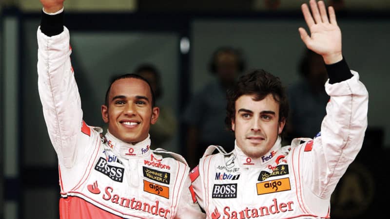 Smile and Wave from Fernando Alonso and hamilton