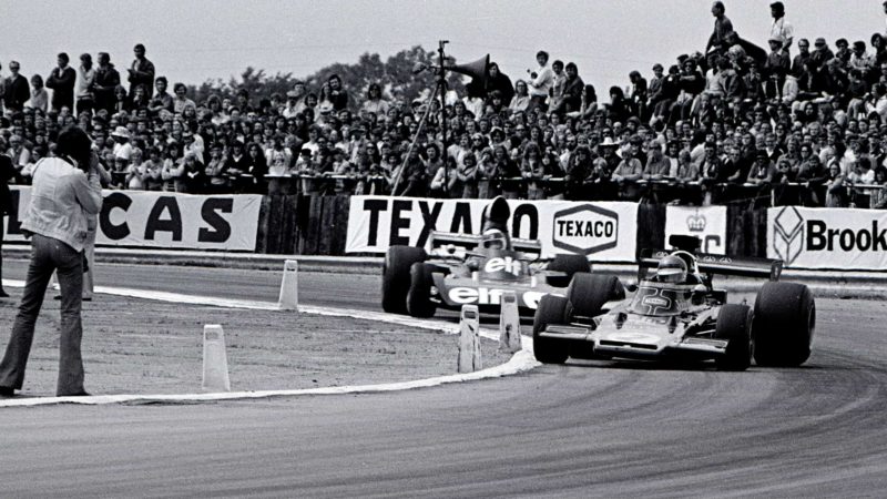Stewart-in-the-Tyrrell-spars-with-Lotus’s-Ronnie-Peterson-in-1973