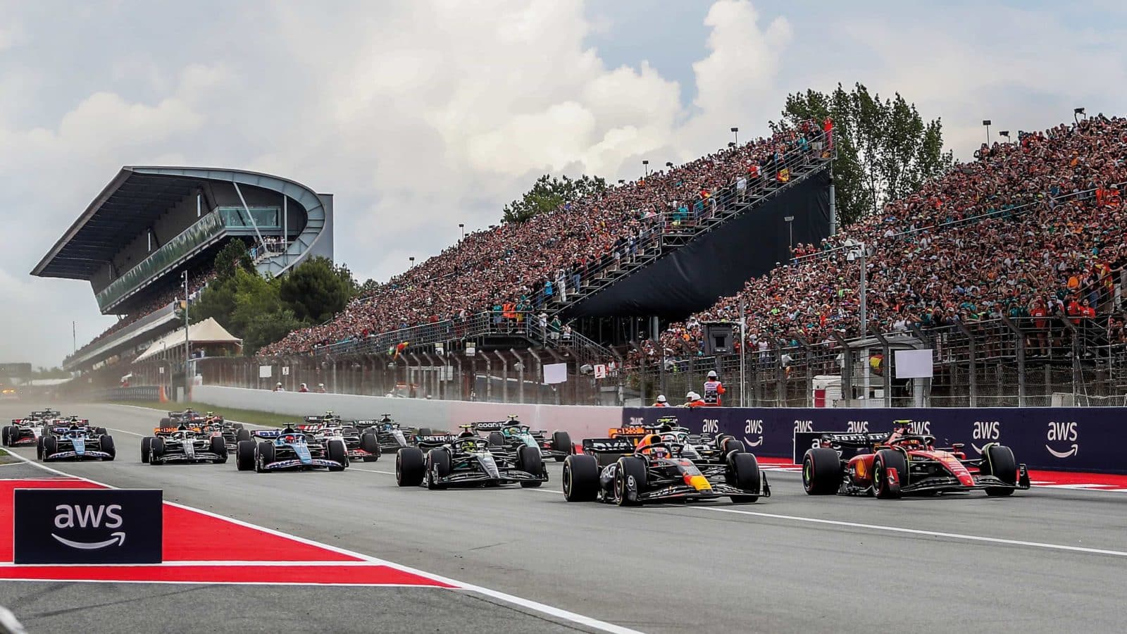 Barcelona 2023 starting grid. Verstappen’s leads