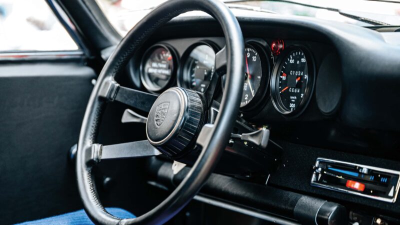 RSR interior steering wheel