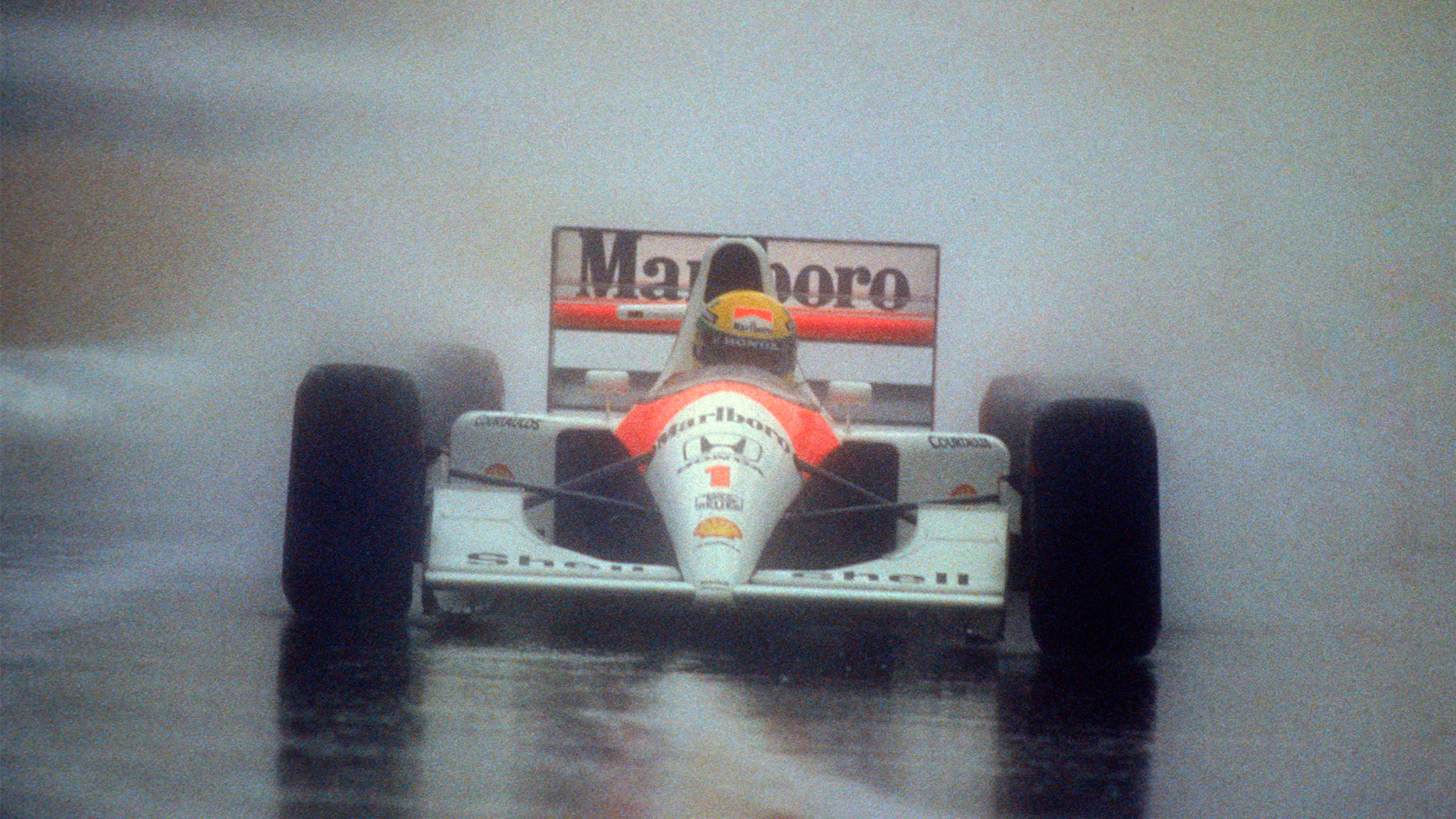 Ayrton Senna 1991 yellow helmet