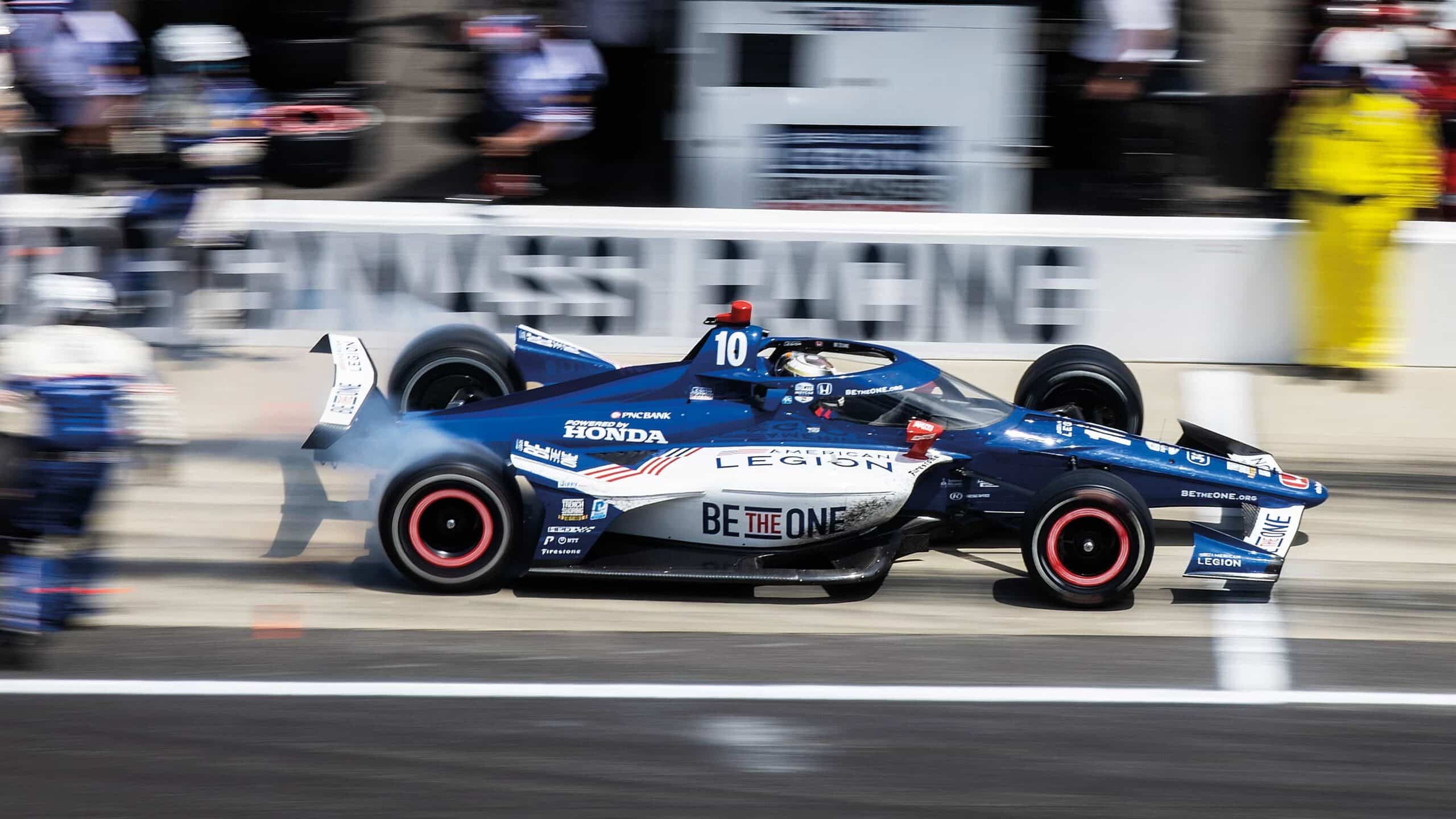 Alex Palou Indy500 in the pitlane
